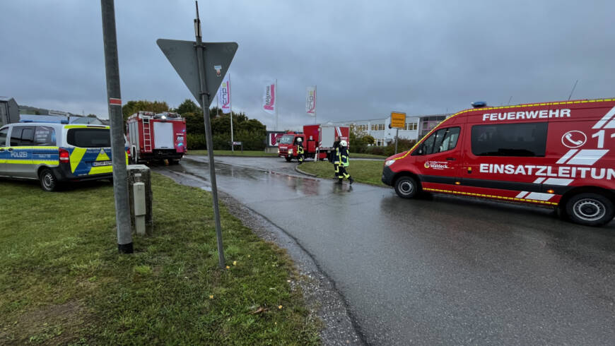 Ölspur auf Verkehrsfläche