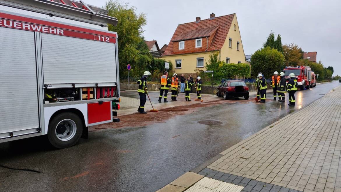 Ölspur nach Verkehrsunfall