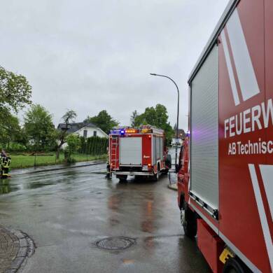 Ölspur auf Verkehrsfläche