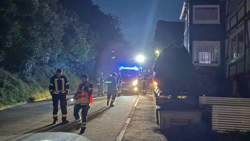 Ölspur auf Verkehrsfläche